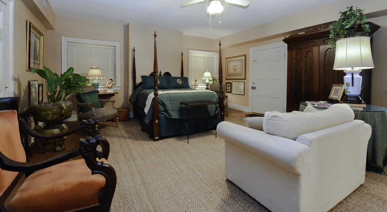 Choctaw Hall Bed & Breakfast Натчез Экстерьер фото