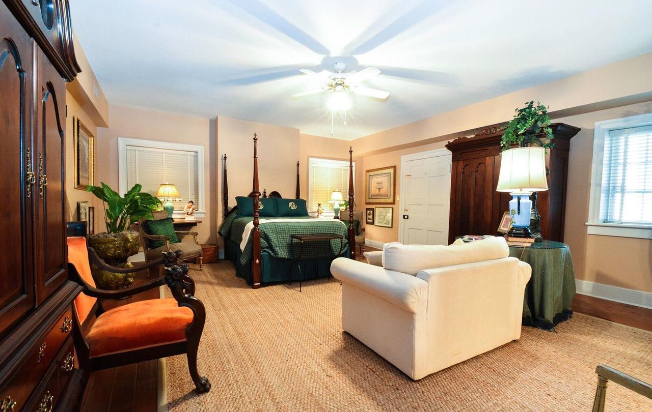Choctaw Hall Bed & Breakfast Натчез Экстерьер фото